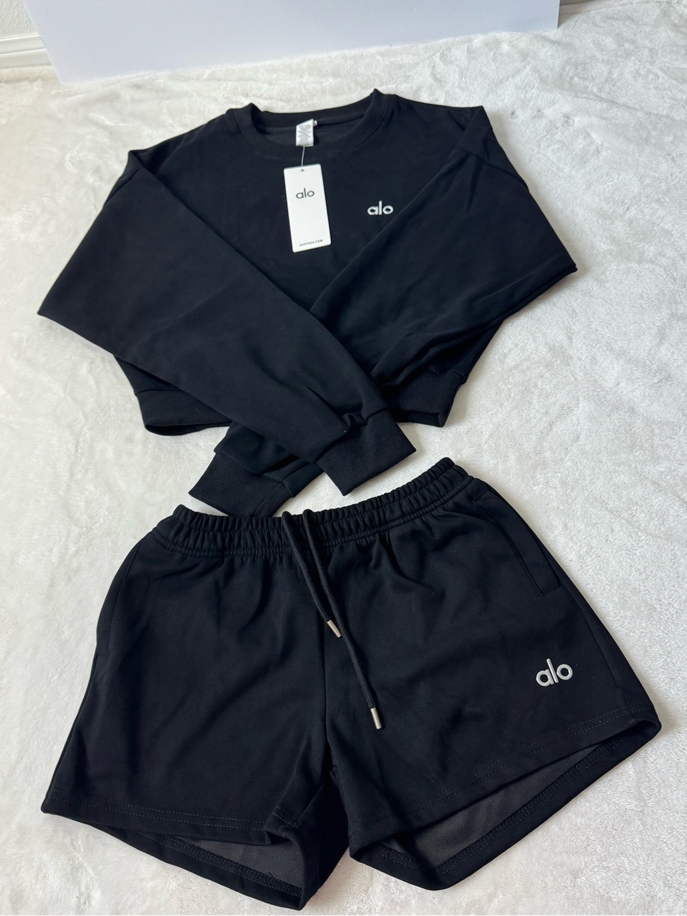 ALO Yoga Black Athletic Shorts with Elastic Drawstring
